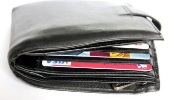 wallet-367975_1280